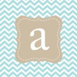 Meet your Posher, Violet ali-b